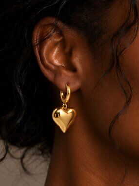 New! 18K Gold Plated Gold Chunky Heart Drop Huggie Earrings (NWOT)